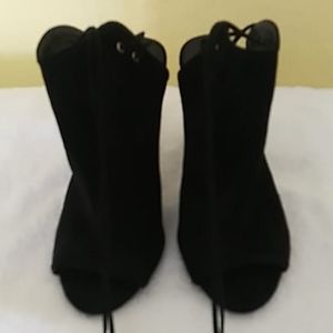 Black stiletto slippers